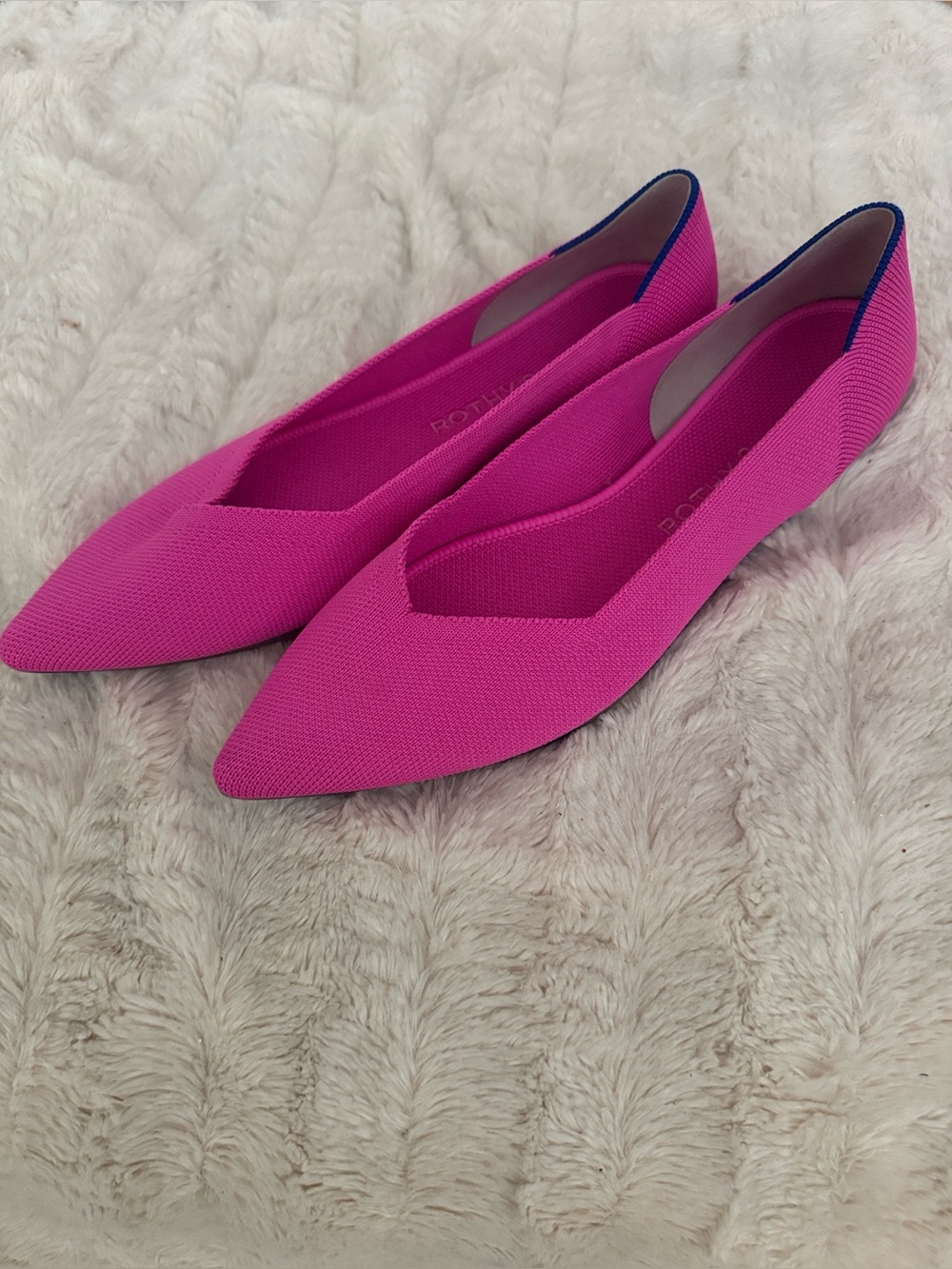 Rothy’s The Point Flats Hot Pink Navy Trim Women’s 10.5 NWOT